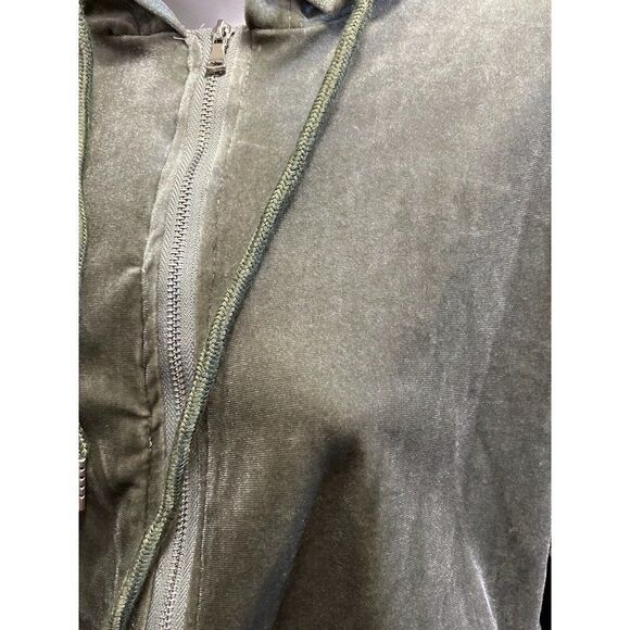Pretty Little Thing SAGE GREEN VELOUR SEAM DETAIL HOODED ROMPER PLAYSUIT Size 2 - Picture 6 of 11